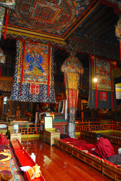 Assembly hall with a large thangka of Yamantaka