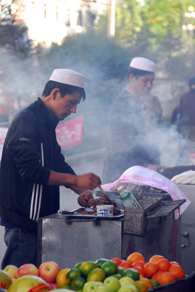 Surprisingly, there's a small Muslim community in Tsetang