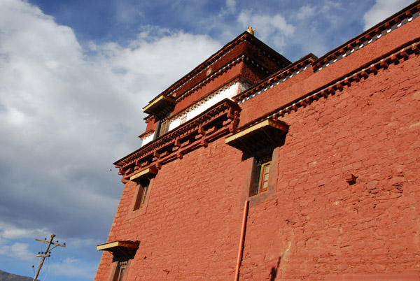 Completing the monastery kora back at Tsetang Monastery