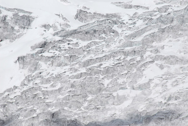Detail of the glacier on the south face of Mt. Nojin Kangtsang