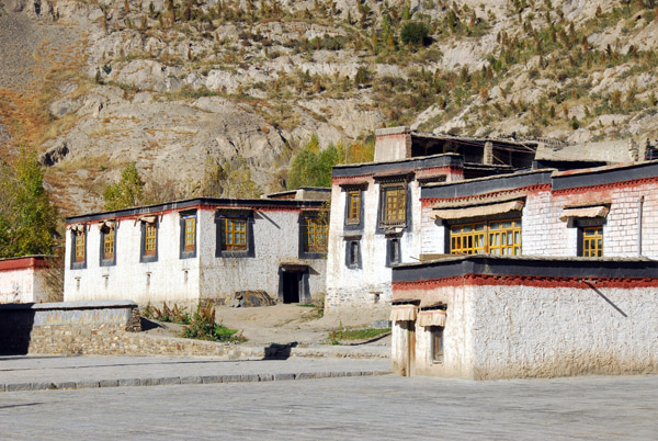 Pelkor Chöde Monastery