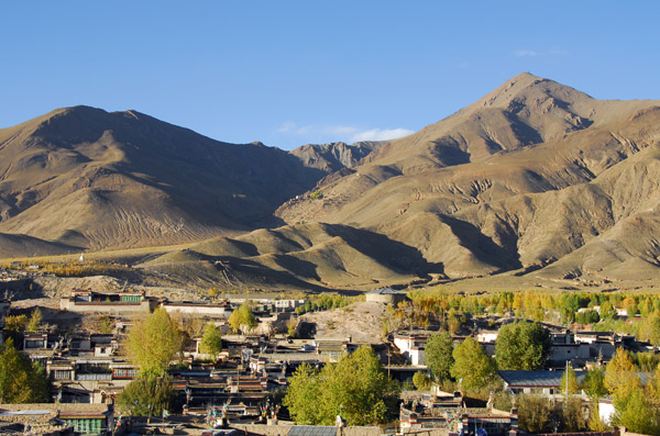 View northeast from the base of Gyantse Dzong road