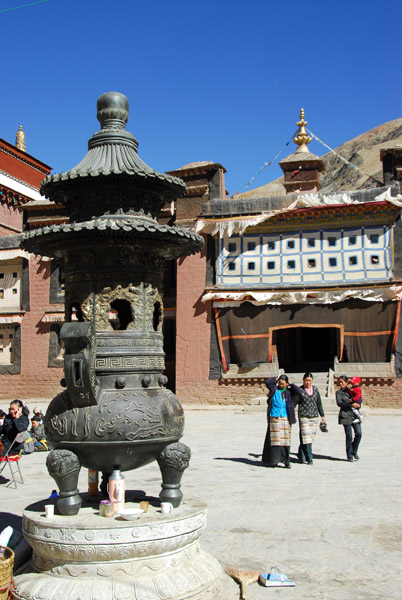 Large bronze incense burner, Sakya