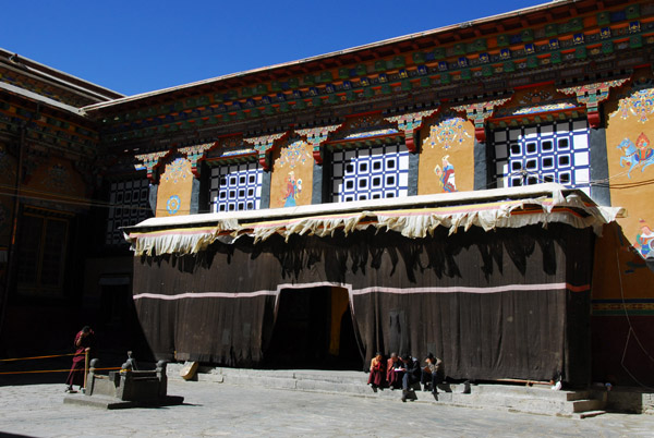 Entrance to the Dukhang - main assembly hall, Sakya Monatery