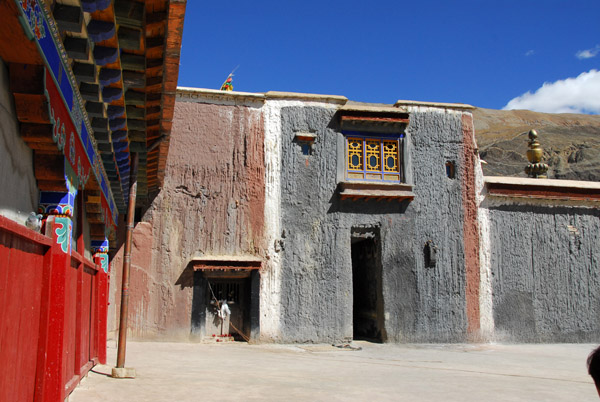 Sakyapa buildings are recognized by the red-white-grey color scheme