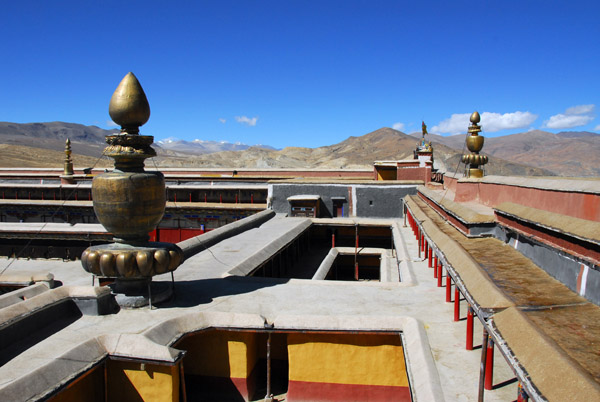 Roof of Sakya Monastery