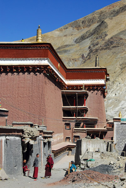 Main building of Sakya Monastery