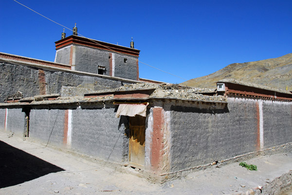 Monk cells, Sakya Monatery