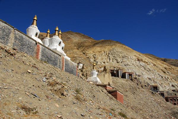 Climbing up to the Five Stupas of North Sakya