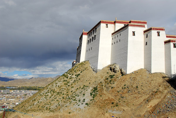 I'm happy to see that the government has taken steps all over Tibet to restore the monasteries and fortresses