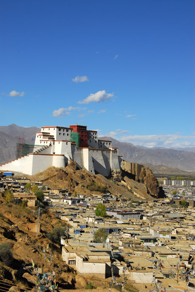 Shigatse Dzong from the southwest