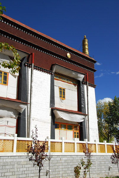 Summer Palace of the Panchen Lamas