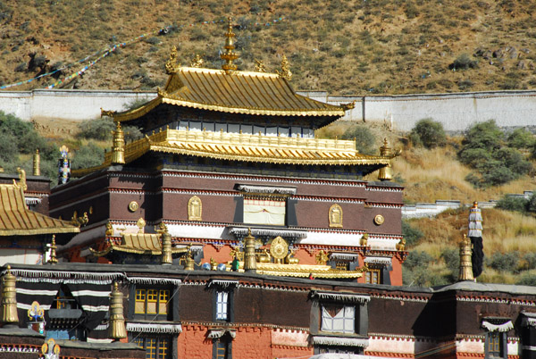 ...Tashi Langyar, Tomb of the 5th thru 9th Panchen Lamas