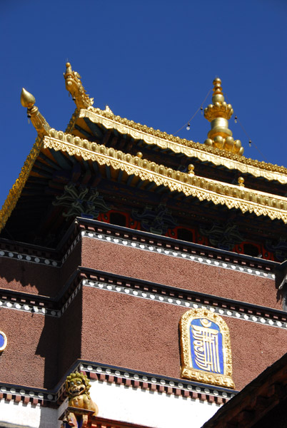 Tomb of the 10th Panchen Lama