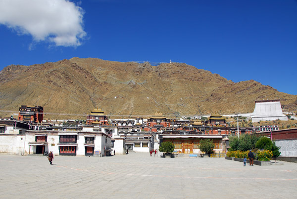 View from the main gate Tashilhunpo Monastery