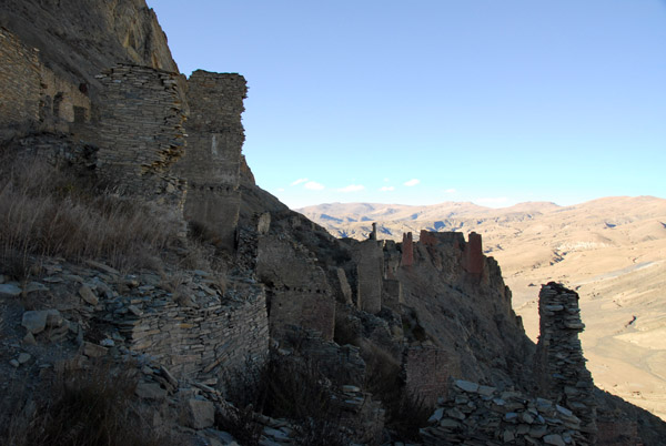 Upper ruins of Shegar Dzong