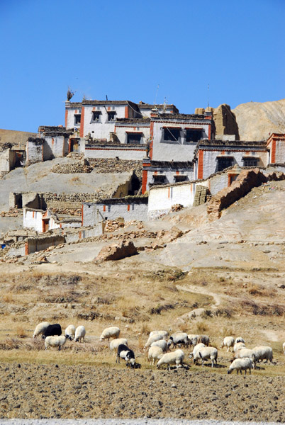 Tibetan village Gutsuo