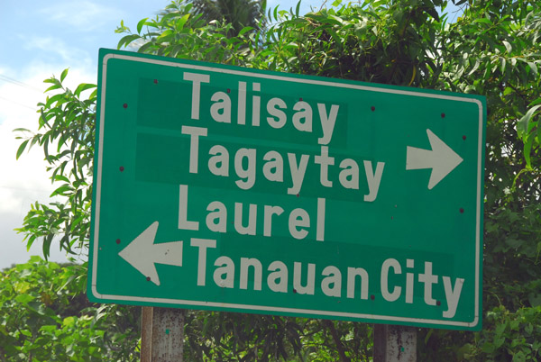 Sambat Exit for Tagaytay and Lake Tall