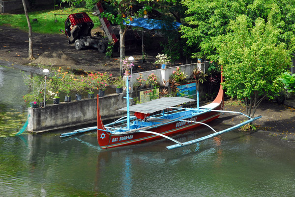 Small outrigger boat typical of Lake Taal and the Philippines