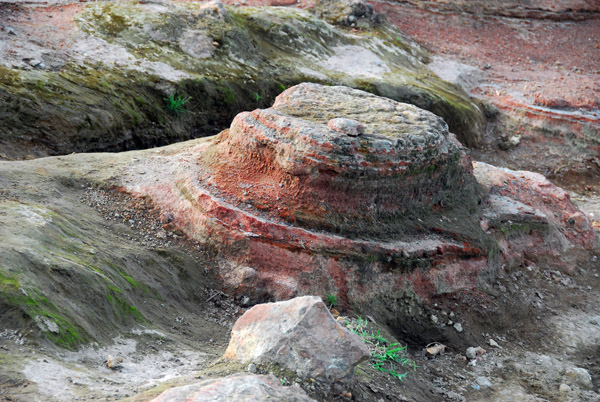 Odd formations near the top of Taal Volcano