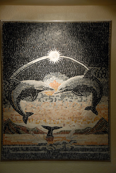 Mosaic of Two Dolphins, Resortquest Ka'anapali Shores