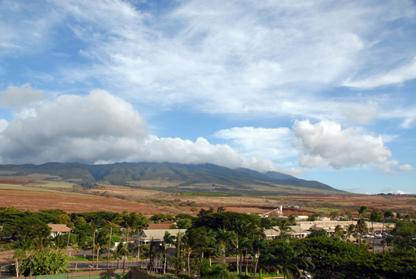 Maui's Mauna Kahalawai dominating the western part of the island