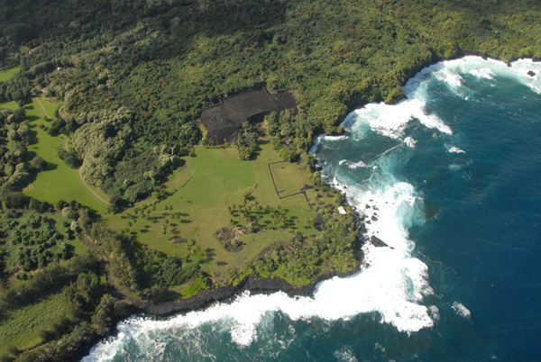 Kahanu Garden and Piʻilanihale Heiau, northeast Maui