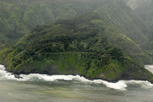 A stretch of the Hana Highway along the coast at Honomanu Bay