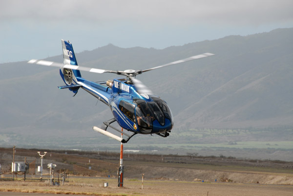 Dramatic launch...Blue Hawaiian Eurocopter EC 130 B4 (N11QG)