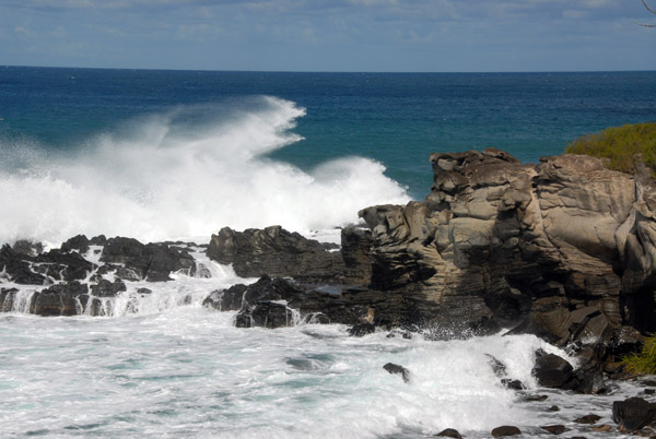 Waves crashing ashore at Makuleia Bay, Maui