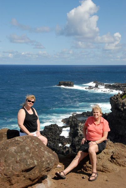 Mom and Debbie, Maui