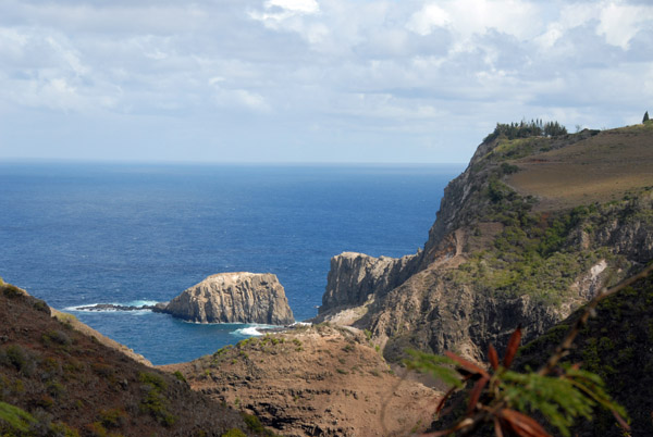 From Kahakuloa to Kahalui, the road becomes the Kahekili Highway