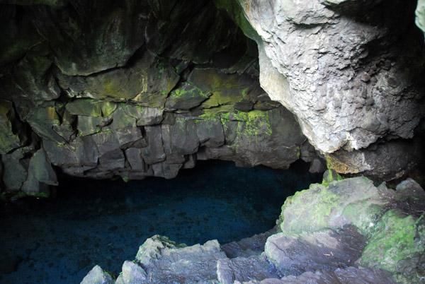 Wai'anapanapa Caves