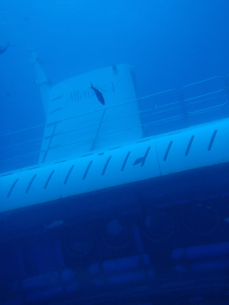 Submarine Atlantis V  Guam
