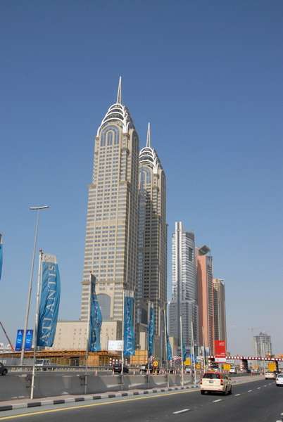 Al Kazim Towers, Sheikh Zayed Road