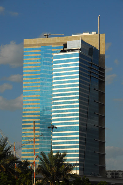 The Monarch Office Tower, Trade Centre Roundabout