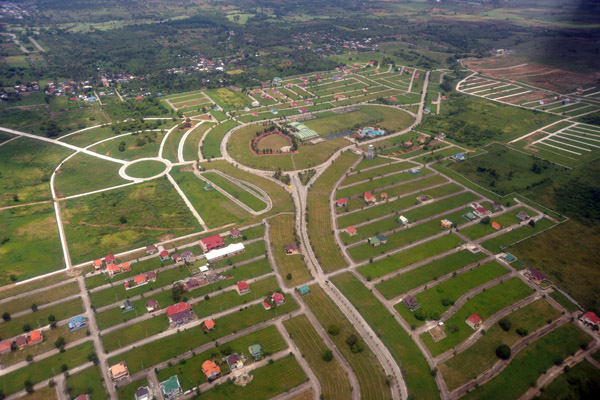 Metro Gate Silang development, Luzon, Philippines (N14.24/E120.96)