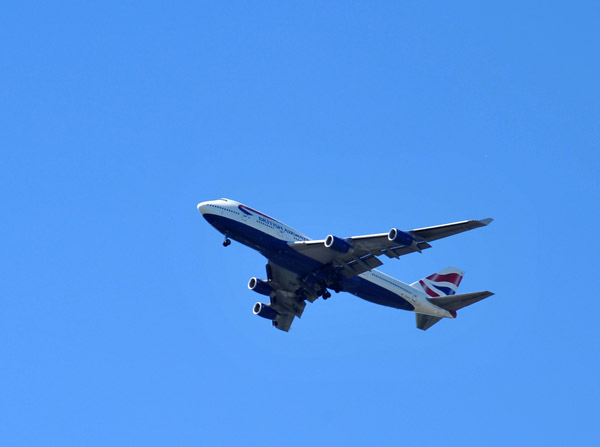 British Airways B747-400 flying over Windsor