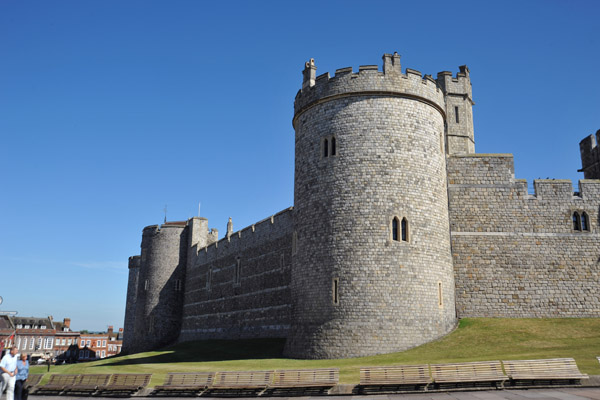 Southwest corner of Windsor Castle, Salisbury Tower