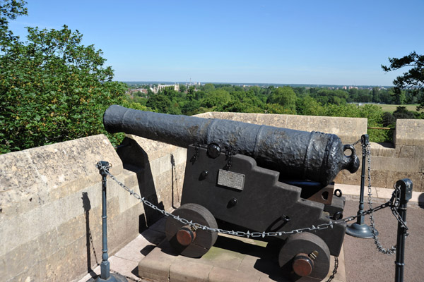 A second cannon on the North Terrace from HMS Lutine, wrecked off Holland in 1799 presented to Queen Victoria in 1886