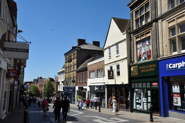 Peascod Street, Windsor's pedestrianized shopping street