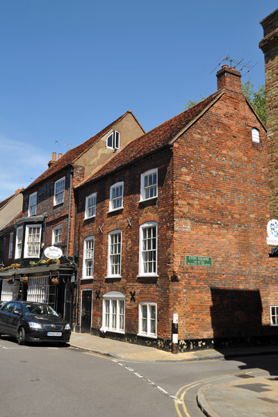 High Street at Eton Square