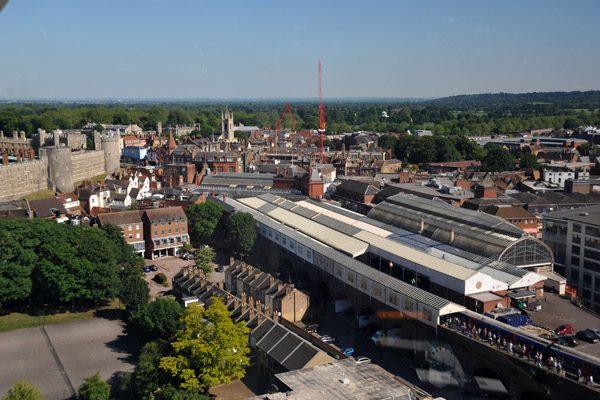 Windsor & Eton Central Railway Station and the town of Windsor