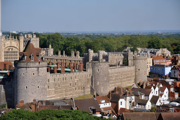 The west curtain wall of Windsor Castle from the Windsor Wheel