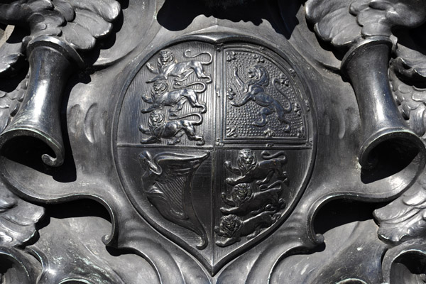 Coat of Arms on Victoria Statue