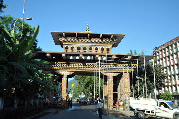 The Gate of Bhutan at the border between Jaigoan, India (West Bengal) and Phuentsholing, Bhutan
