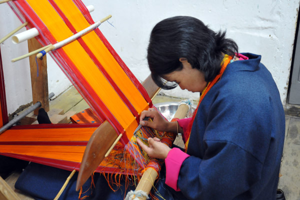 Weaving workshop, National Institute for Zorig Chusum