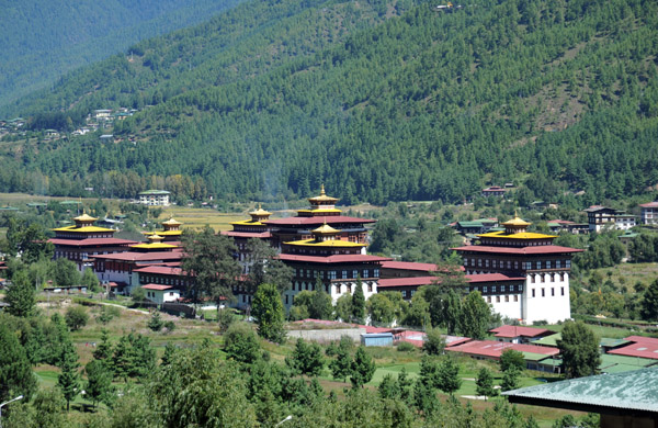 Trashi Chhoe Dzong, Thimpu's large monastery-palace