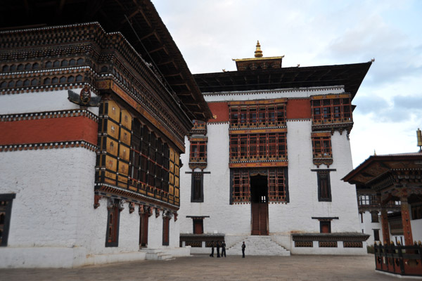 Northern Monastic Courtyard with the New Temple, Lankhang Sarpa