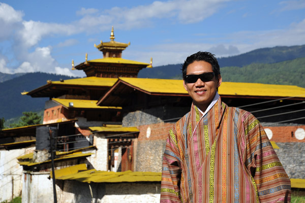 Dennis in his Bhutanese goh at Changangkha Lhakhang